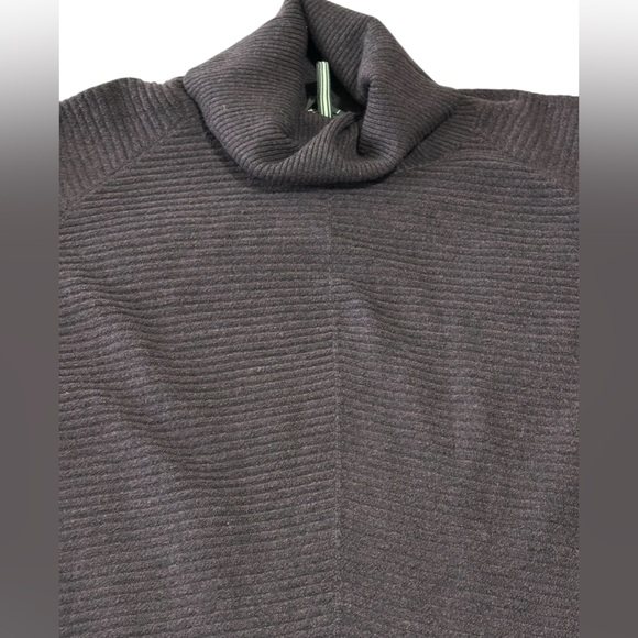 Kuhl Women's XL Wool Blend Ribbed Turtleneck Sweater Purple Outdoor Cozy Casual - Picture 6 of 11